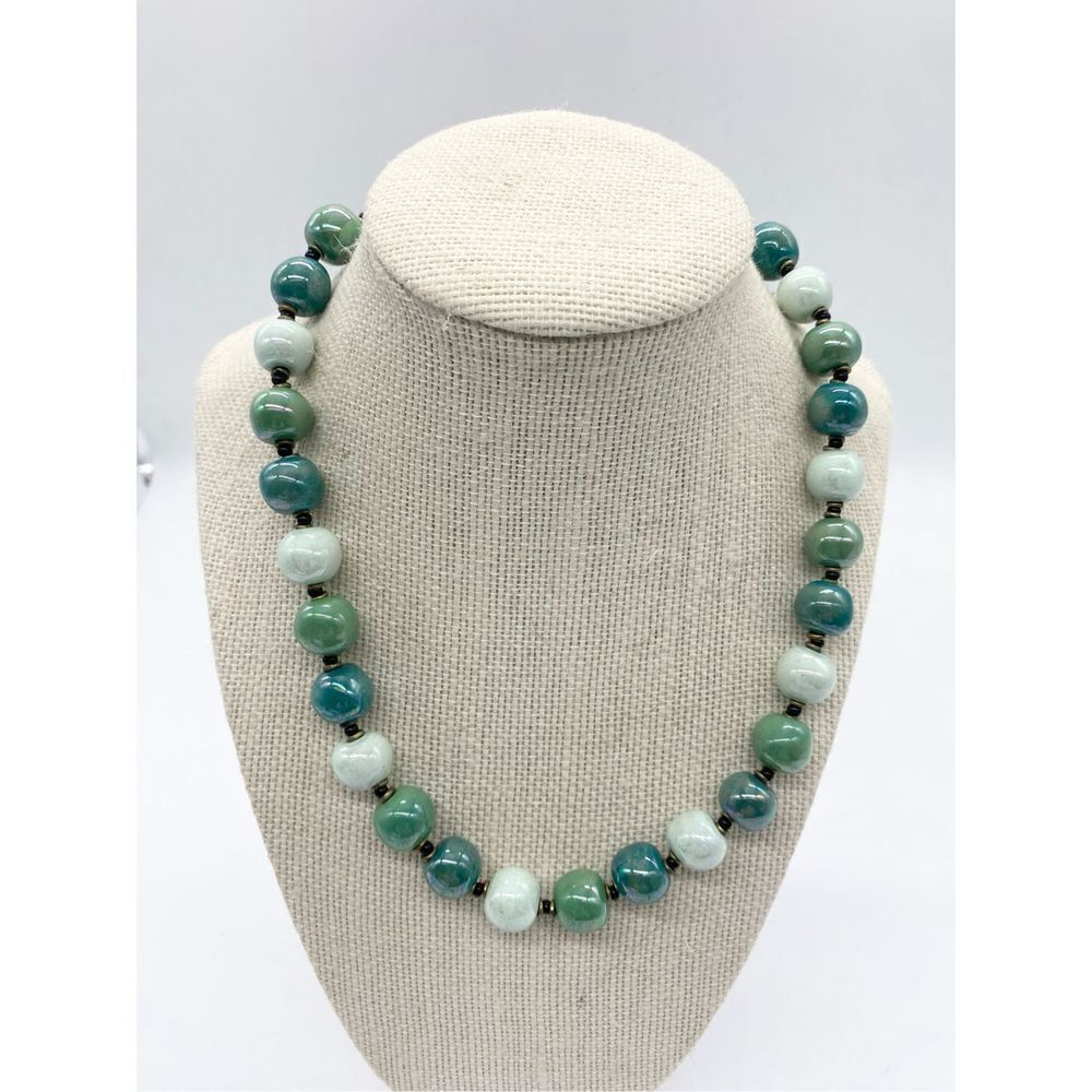 Green and white shiny sleek and classy large beaded necklace